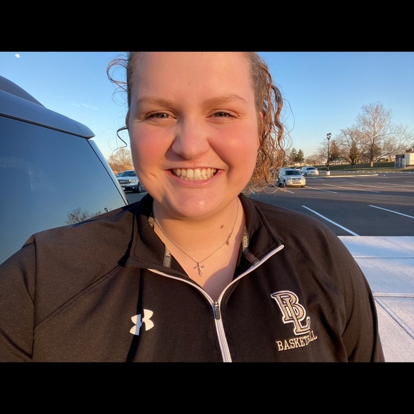 Meet your Posher, Olivia - Picture 1 of 1